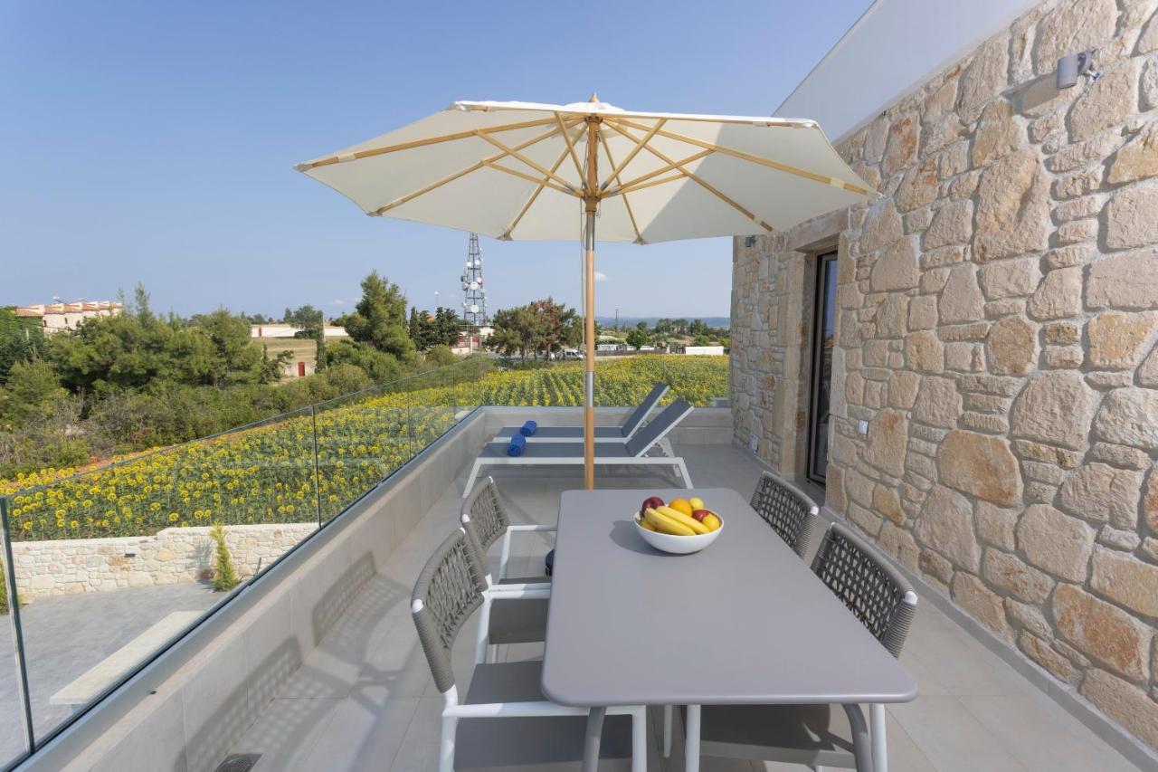 Anna Mare Luxury Apartments Afytos Exteriér fotografie