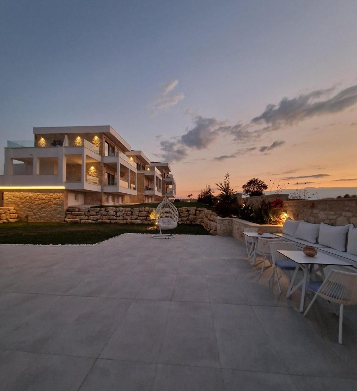 Anna Mare Luxury Apartments Afytos Exteriér fotografie