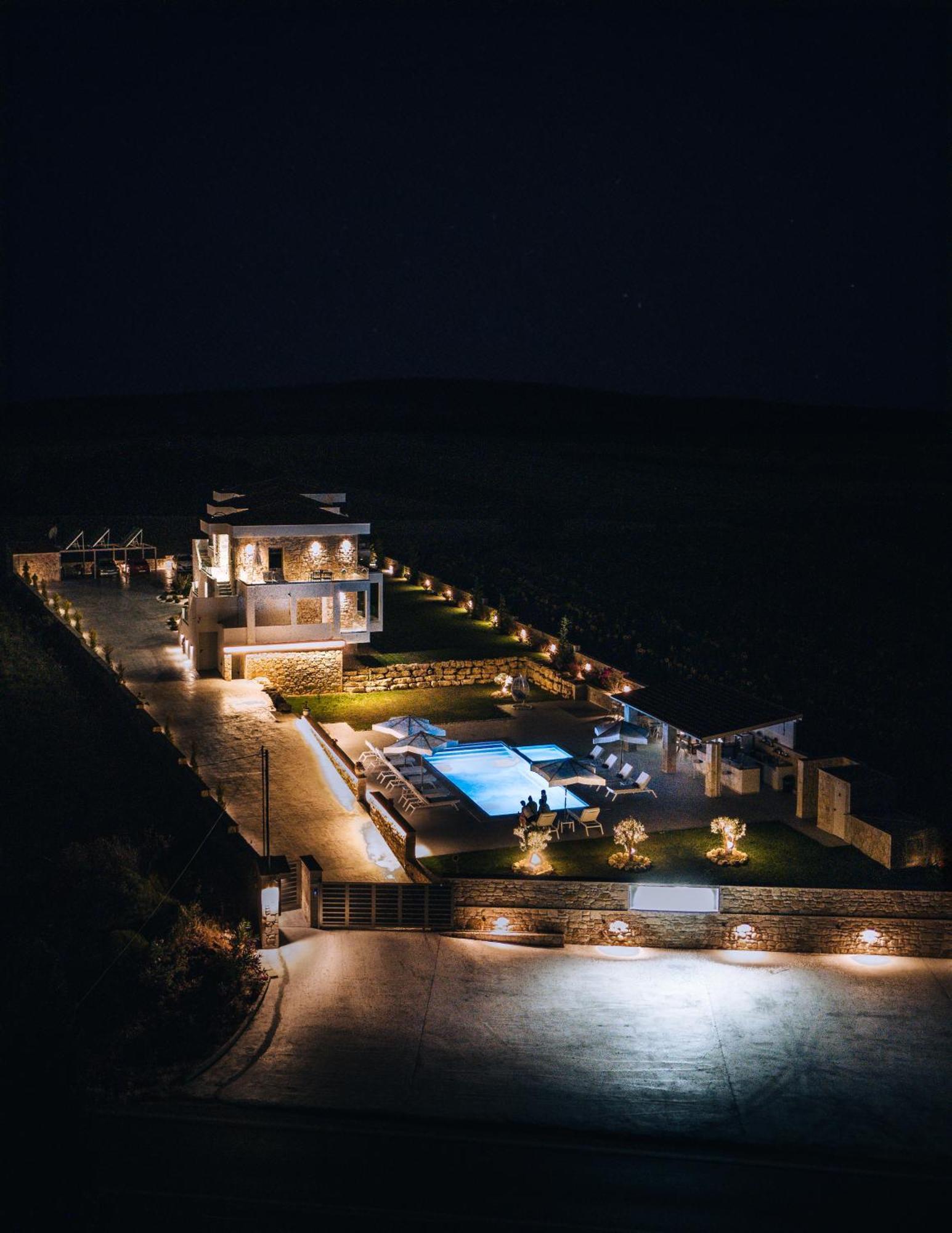 Anna Mare Luxury Apartments Afytos Exteriér fotografie